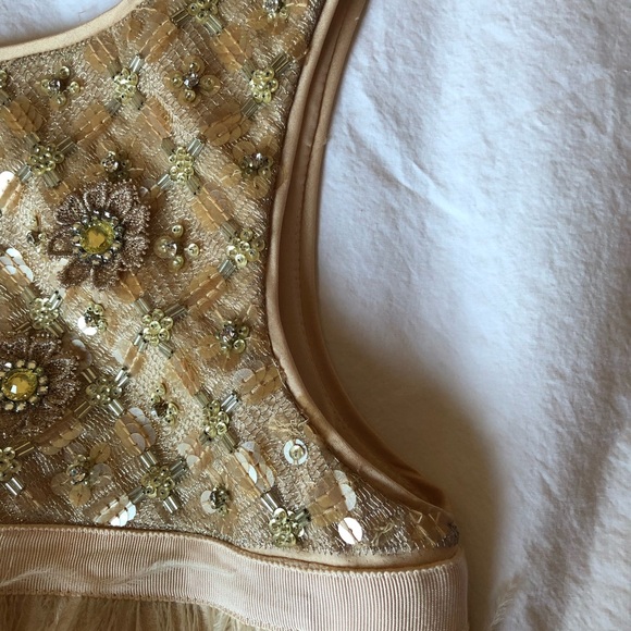 Jessica, a stylish and contemporary fashion, with Hong Kong as home base - Picture 11 of 14